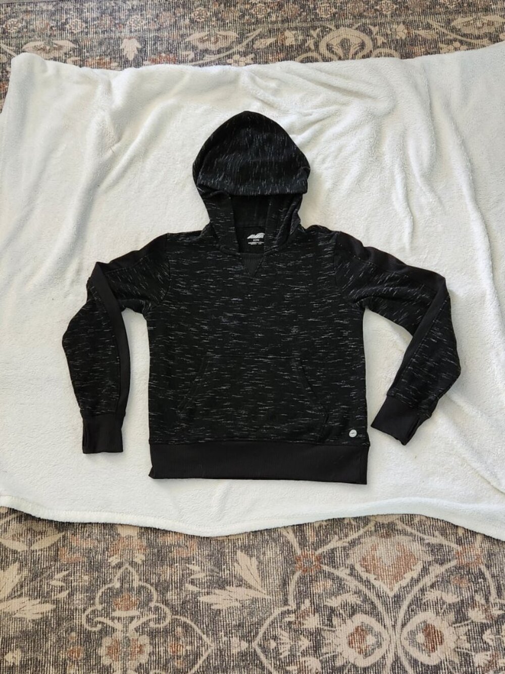 Kids Avia Fleece Hoodie - Size M (7-8)